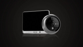 EZVIZ DP1 door peephole with response station